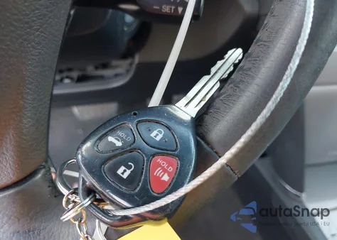 2009 Toyota Camry Se z USA, uszkodzony, nr VIN 4T1BE46KX9U399611